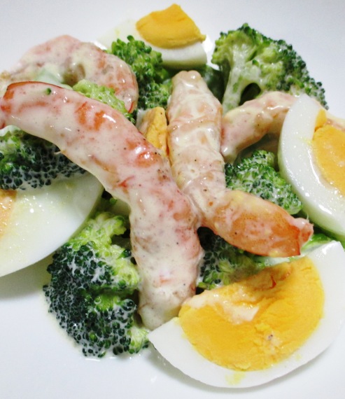 海老とブロッコリーの卵サラダ　B