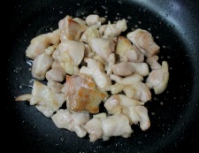 鶏もも肉と白菜のホイコーロー風　調理②