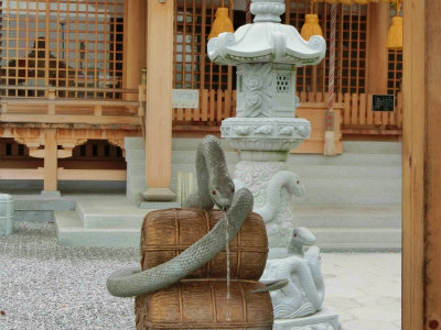 白蛇神社2