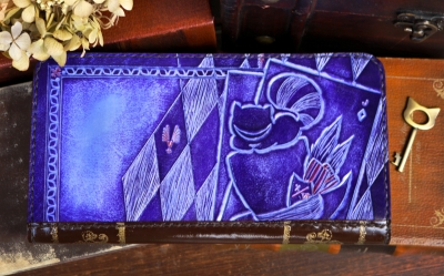 紫のチェシャ猫な洋古書風長財布
