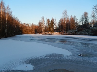 川と雪4