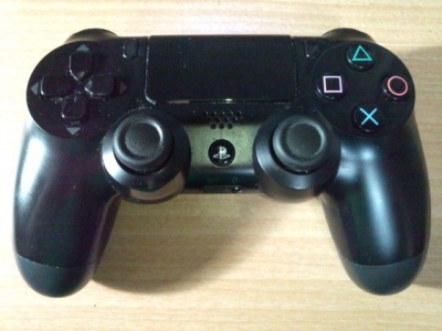 PS4のコントローラー